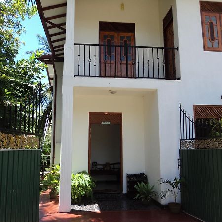 Pubudu'S Villa Hikkaduwa Dış mekan fotoğraf